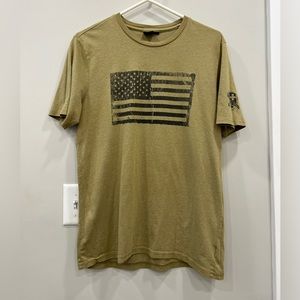 OAKLEY buckle, men’s tee shirt, size medium